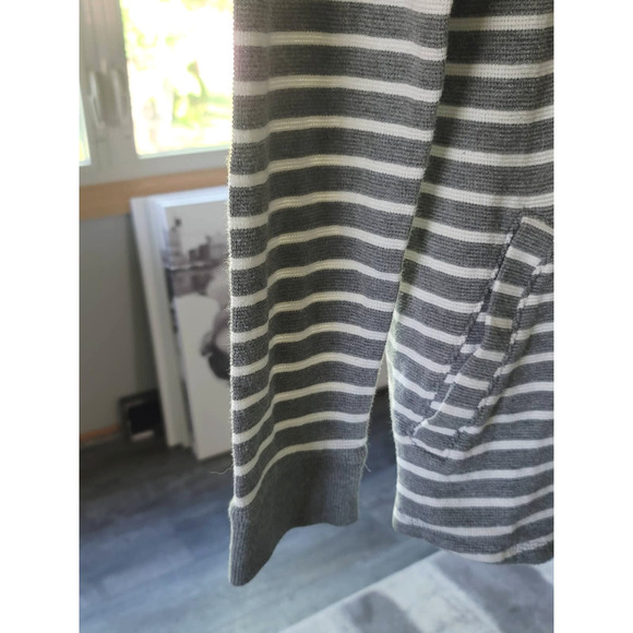 EUC J.Crew Thermal Sweatshirt Top - Large - Picture 5 of 9